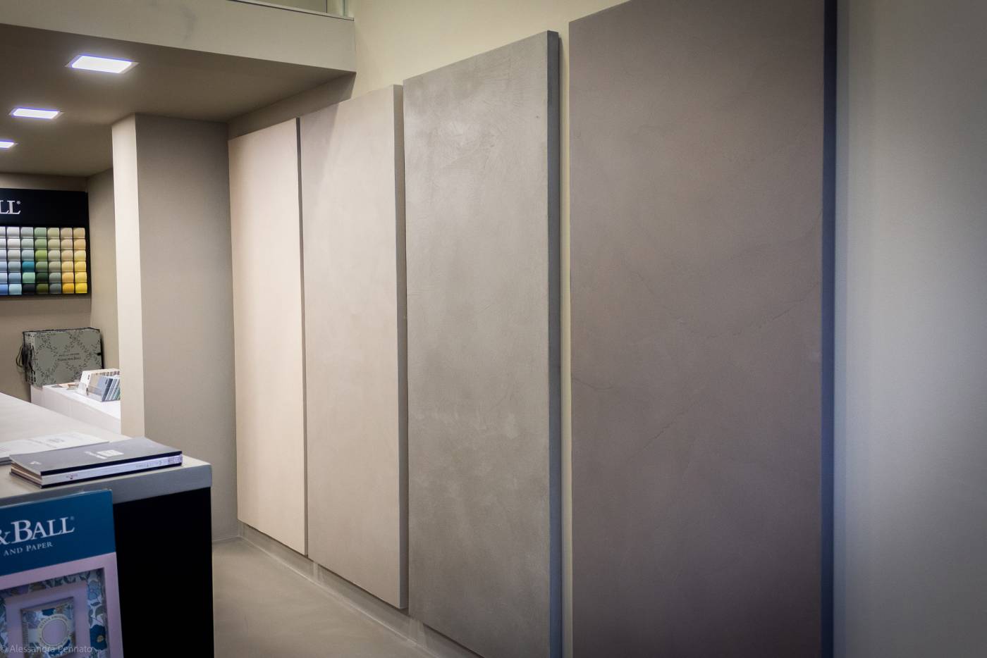 resinnova-showroom-como-pavimenti-supercifi-resina-microcementi (14)