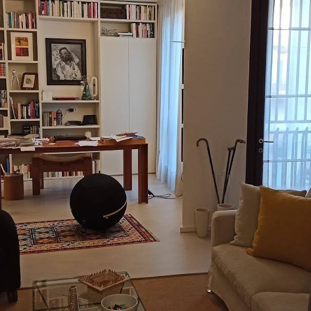 appartamento-giulio-como-resinnova-pavimenti-rivestimenti-microcemento-pastellone-rivestimenti-farrow&ball (10)