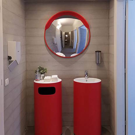 bagni-we-are-social-resinnova-milano-rivestimento-natural-g40-effetto-cassero