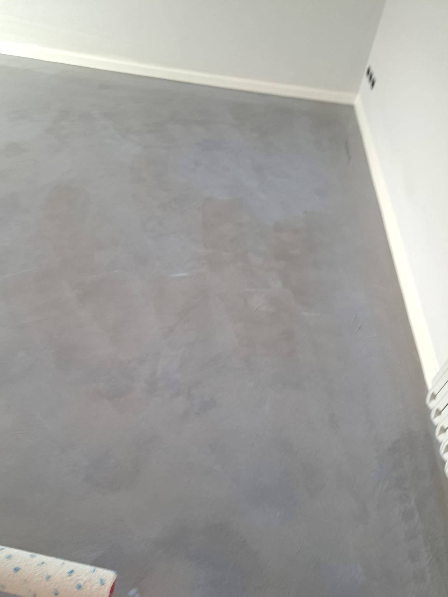 appartamento-pamela-resinnova-carimate-supefici-pavimenti-rivestimenti-natural-g40