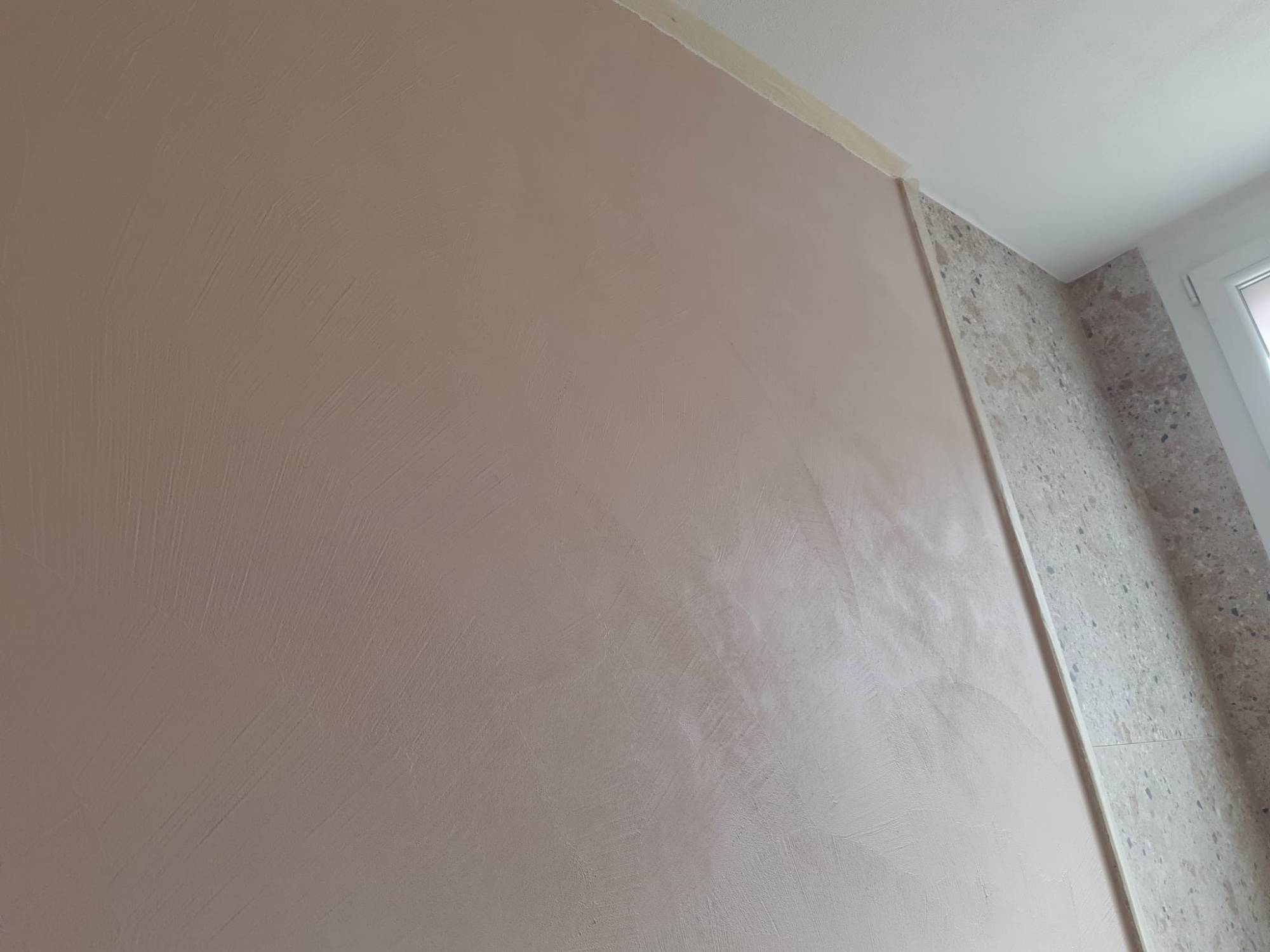 appartamento-borgo-san-gottardo-resinnova-milano-supefici-pavimenti-materia-monolak-lucido