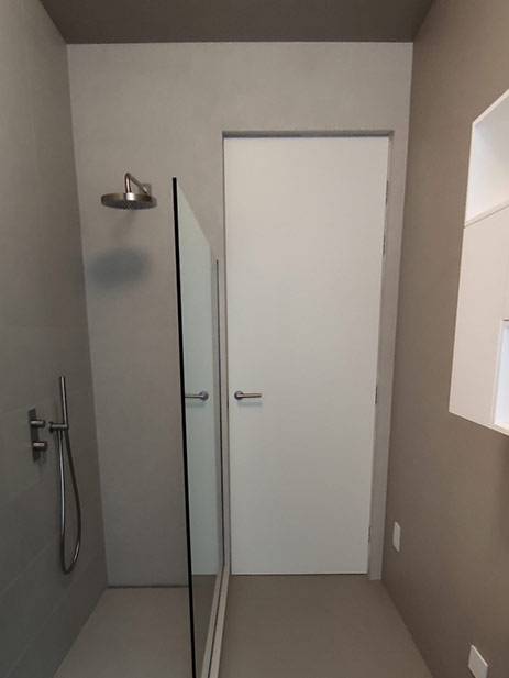 appartamento-pozzoli-resinnova-como-rivestimento-bagno-materia-monolak