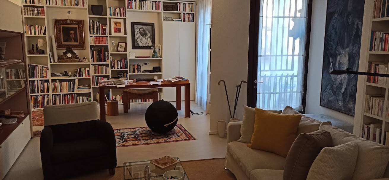 appartamento-giulio-como-resinnova-pavimenti-rivestimenti-microcemento-pastellone-rivestimenti-farrow&ball (10)