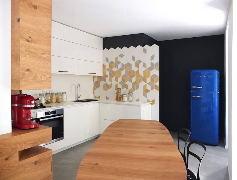 appartamentio-resinnova-monza-e-brianza-pavimenti-rivestimenti-scale-microcemento-naturalg40-resina-materia-rivestimenti-farrow&ball-finitura-estate-emulsion (7)