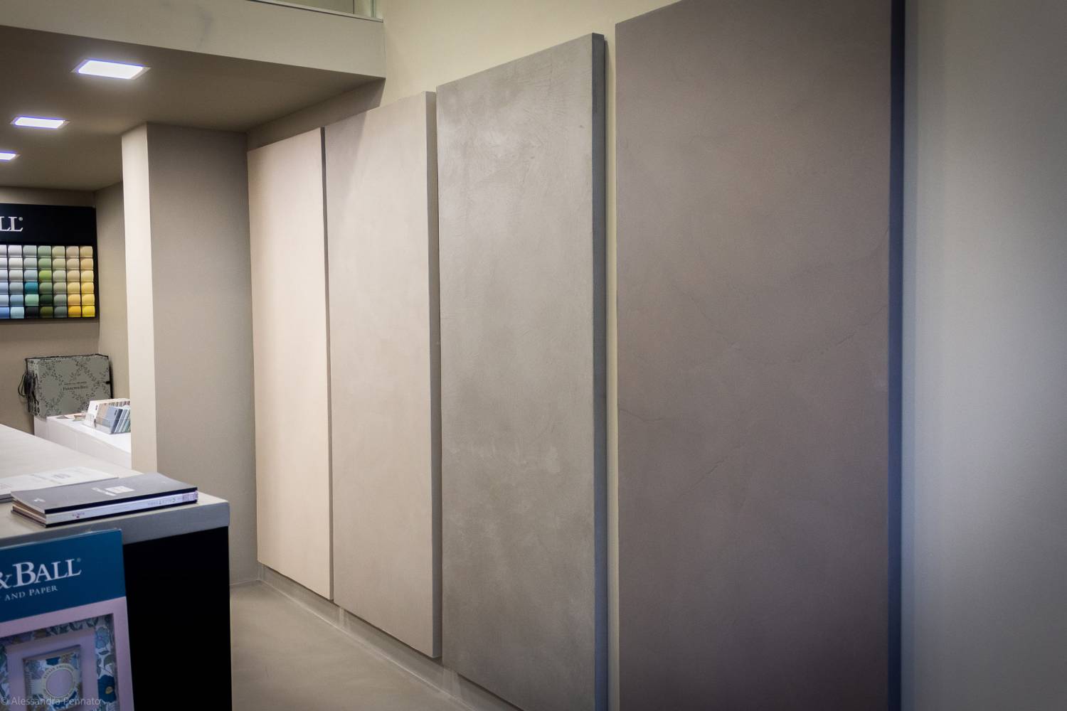 resinnova-showroom-como-pavimenti-supercifi-resina-microcementi (14)